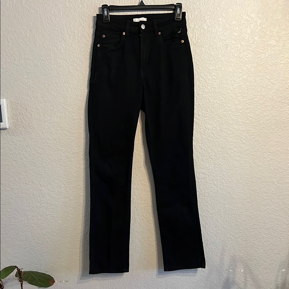 H&M‎ Black Jeans with High Waist  26'' Waist  29'' INSEAM  size 6